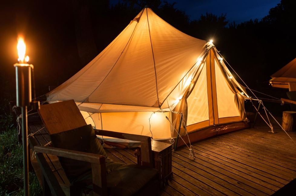 Read more about the article Experience Nature in Comfort Embrace Glamping with Bell Tent